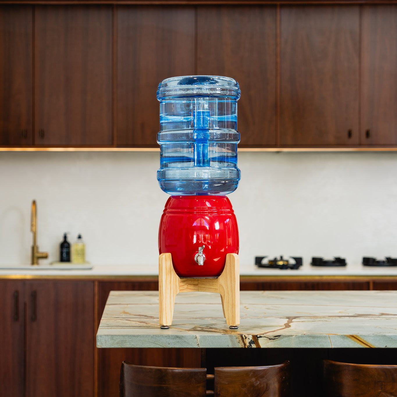 Premium Ceramic Dispenser – “Wonder Well - Sara” (Dispenser + 3 bottles)